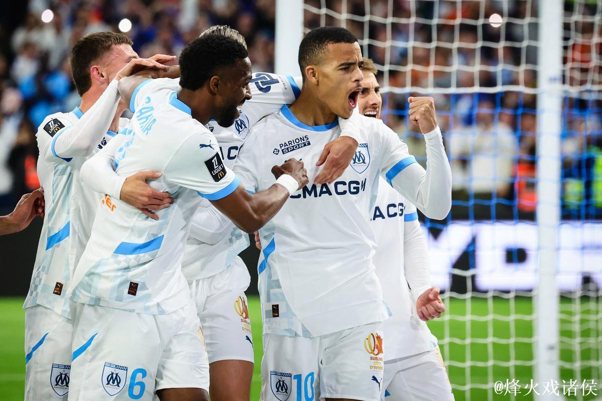 马赛5-1大胜尼斯暂居法甲榜首,格林伍德梅开二度奥巴梅扬传射建功 马赛5-1大胜尼斯暂居法甲榜首,格林伍德梅开二度奥巴梅扬传射建功